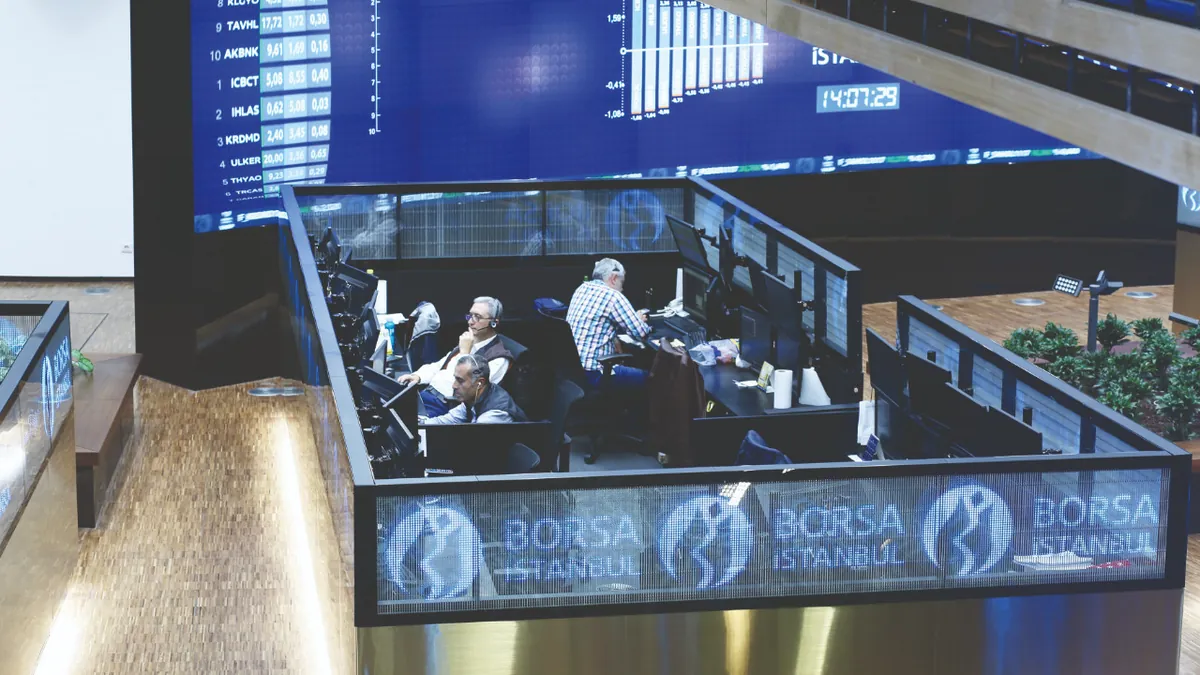 Yatırım Fonları Mercek Altında